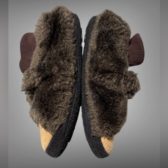 L.L. Bean Toddlers' Animal Paws Slippers Brown Bear Size 11/12 Toddler - Picture 7 of 11